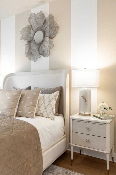 Secondary Bedroom Secondary Bedroom