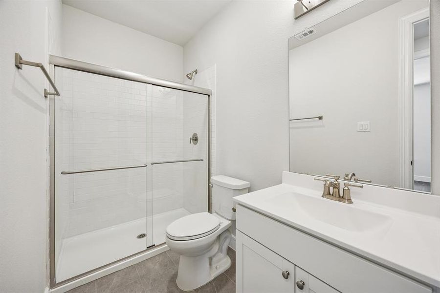 Furnished interior view inside a new home in Lincoln Pointe, Van Alstyne (Image 19). Furnished interior view inside a new home in Lincoln Pointe, Van Alstyne (Image 19).