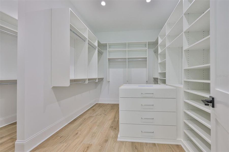 Image 77 of a home in .