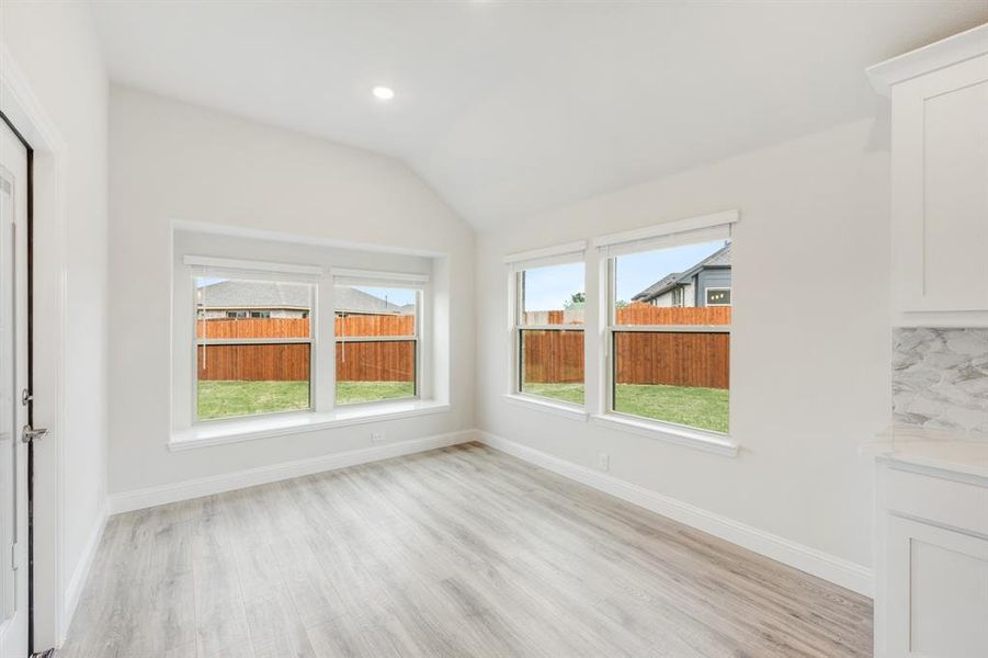 Spacious, unfurnished interior of a new home in Star Ranch, Godley (Image 18).