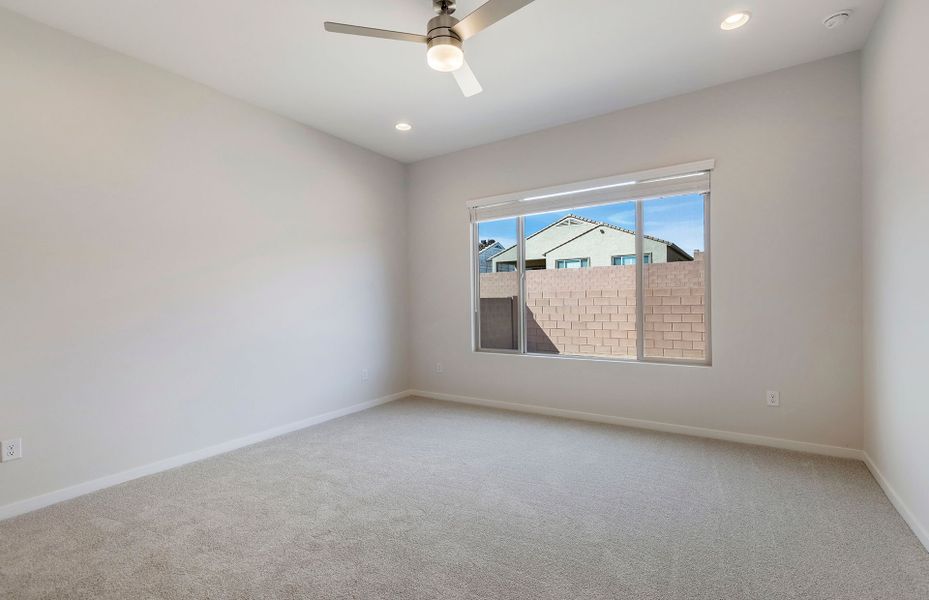 Spacious, unfurnished interior of a new home in Vistoso Canyon Estates, Oro Valley (Image 15).