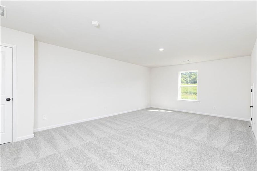 Spacious, unfurnished interior of a new home in Lake Preserve at Jackson Trail, Jefferson (Image 27). Spacious, unfurnished interior of a new home in Lake Preserve at Jackson Trail, Jefferson (Image 27).