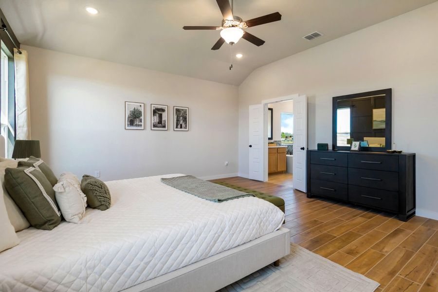 7011 Alamo Estates - Model - Lubbock - Primary Bedroom 7011 Alamo Estates - Model - Lubbock - Primary Bedroom