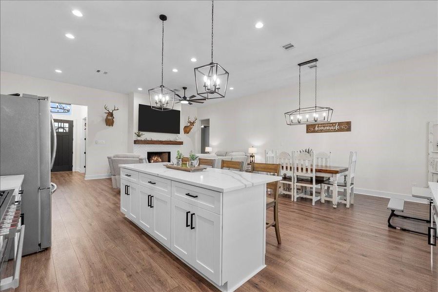 Furnished interior view inside a new home in , Santa Fe (Image 11).