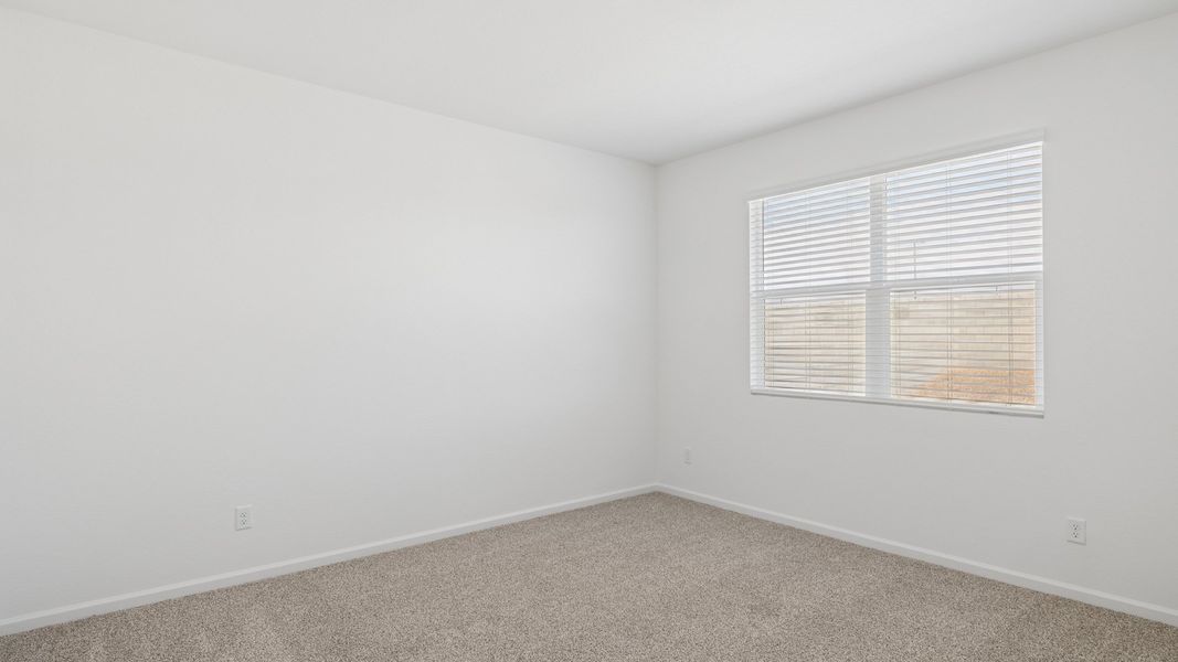 Spacious, unfurnished interior of a new home in Copper Falls, Buckeye (Image 23).