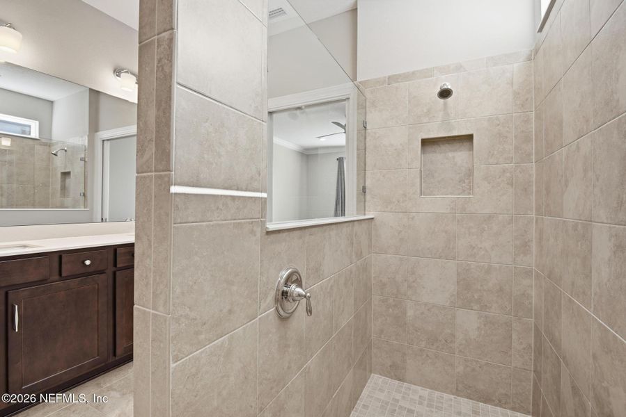 Image 92 of a home in .