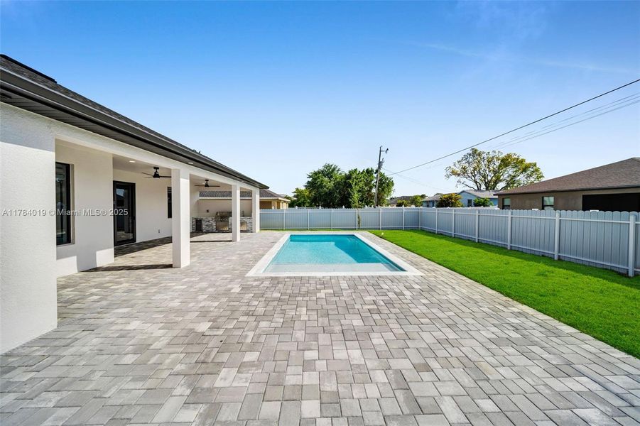 Image 43 of a home in .