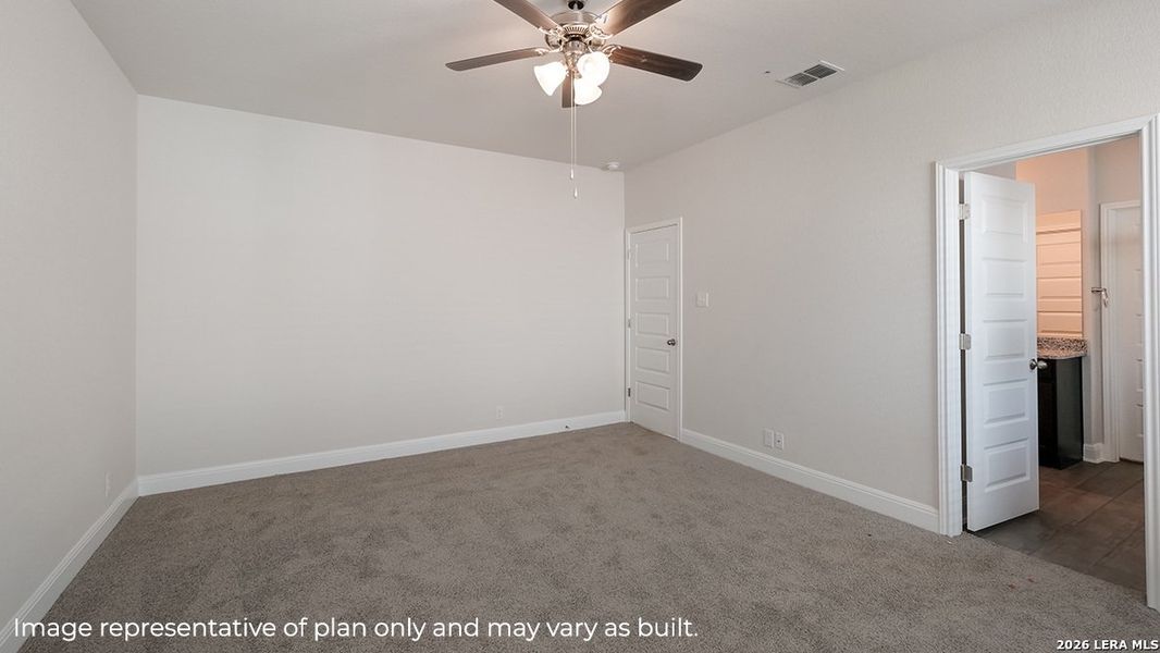 Spacious, unfurnished interior of a new home in Veranda, San Antonio (Image 19).