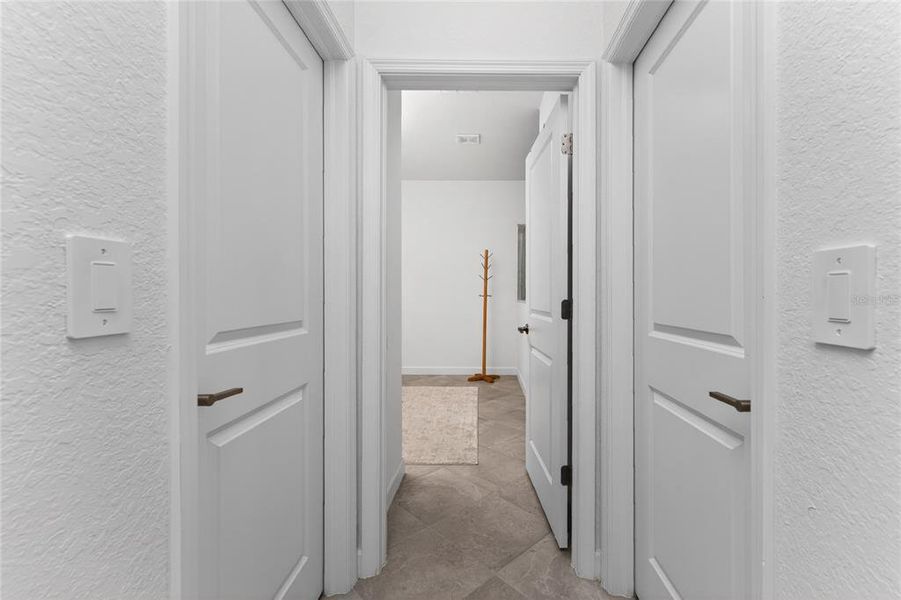 Spacious, unfurnished interior of a new home in , Englewood (Image 24).