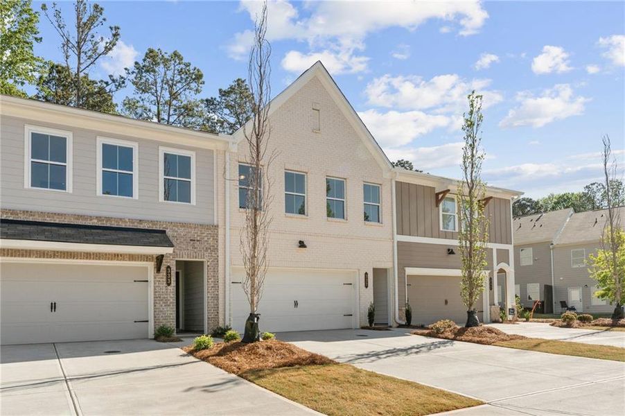 Front exterior of a new home in Cherokee Township, Acworth, GA, highlighting curb appeal (Image 20).