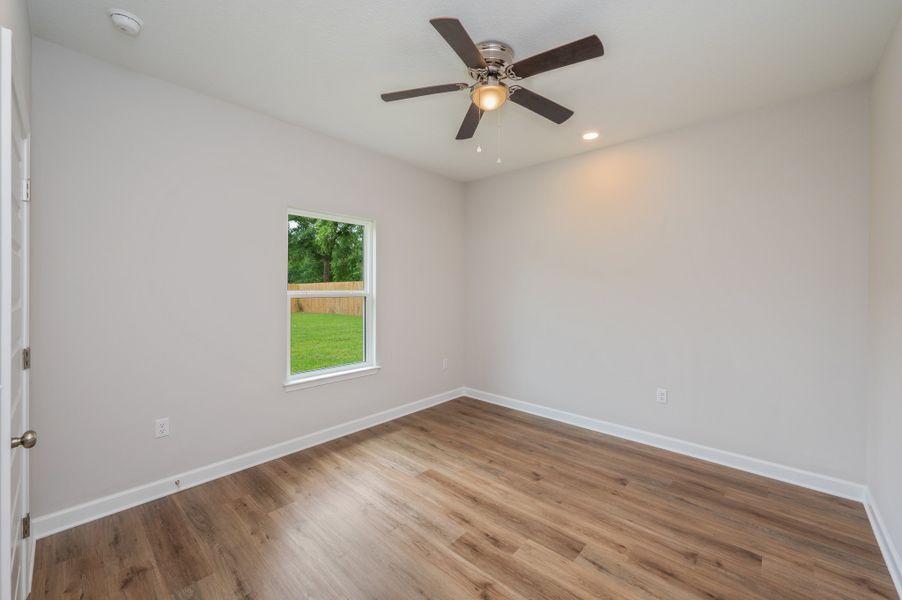 Spacious, unfurnished interior of a new home in Barton's Bend, Crestview (Image 25). Spacious, unfurnished interior of a new home in Barton's Bend, Crestview (Image 25).