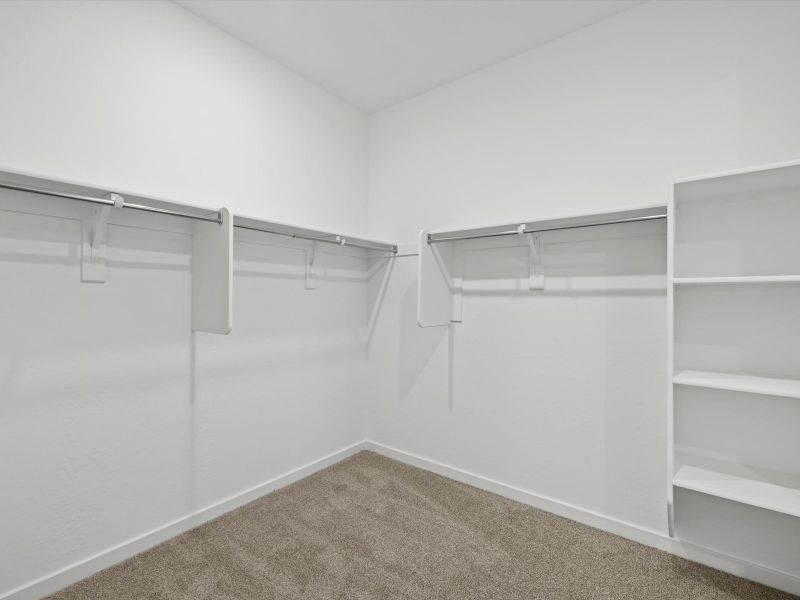 Spacious, unfurnished interior of a new home in Mountain View Estates Reserve Series, Buckeye (Image 14).