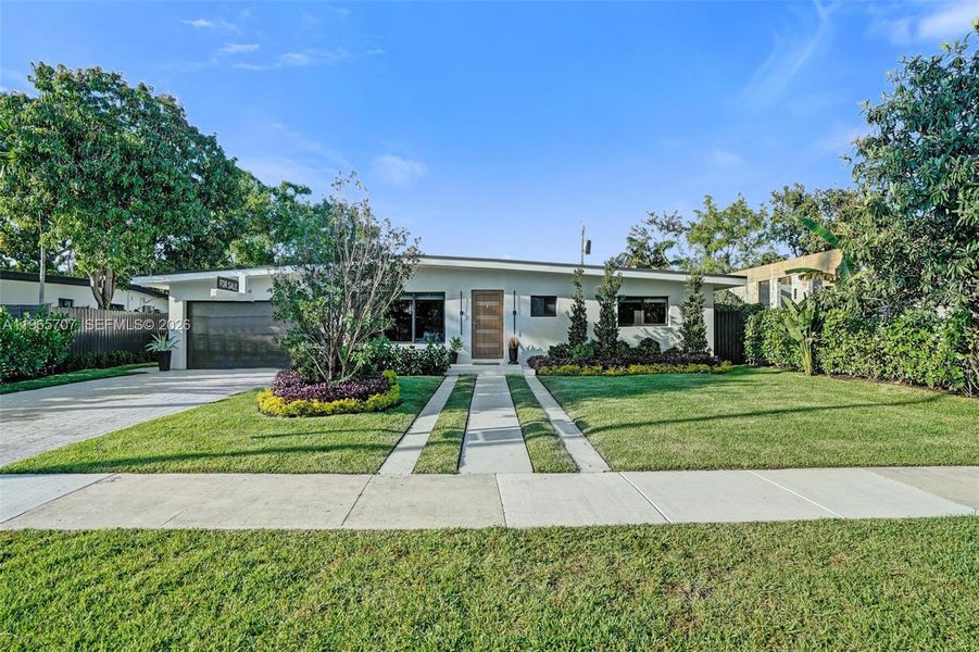 Image 50 of a home in .