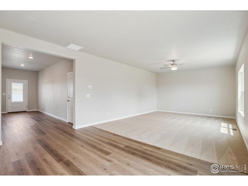 Spacious, unfurnished interior of a new home in , Severance (Image 10).