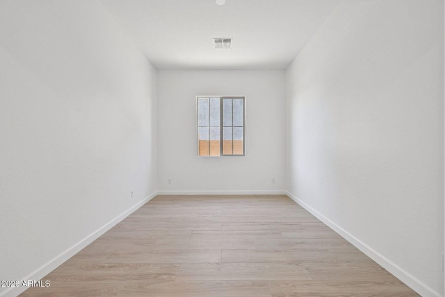 21-web-or-mls-E Saddle Way-S0902-021