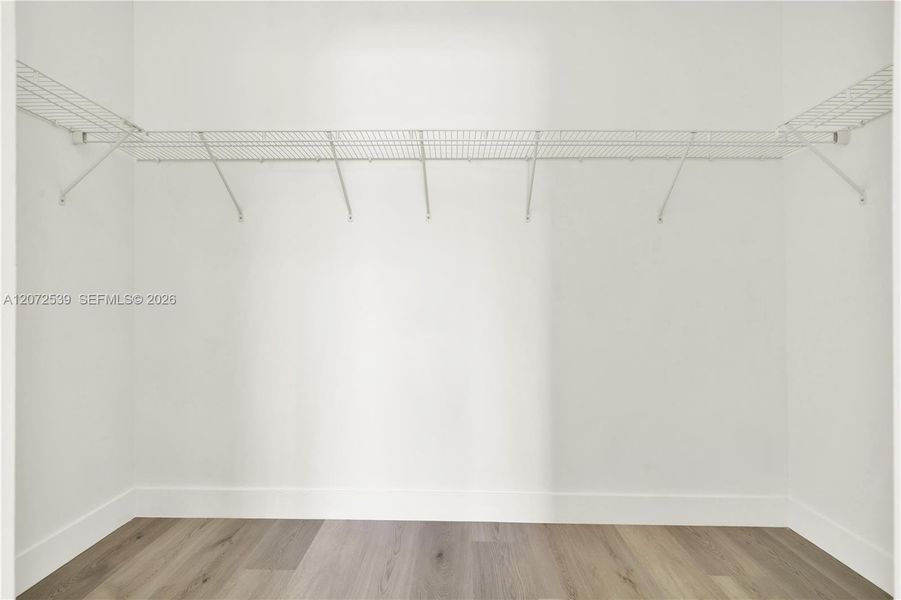 Spacious, unfurnished interior of a new home in , Homestead (Image 25).