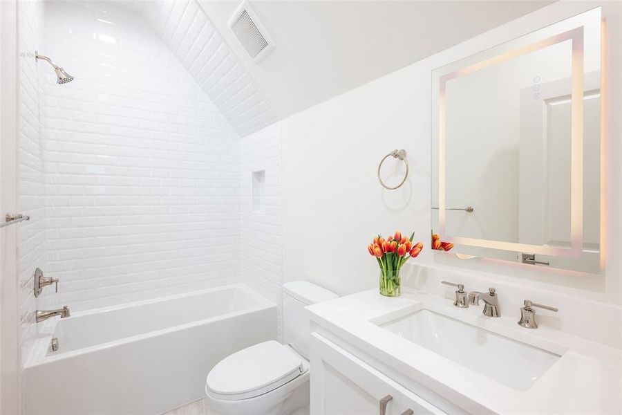 Furnished interior view inside a new home in , Highland Park (Image 18).