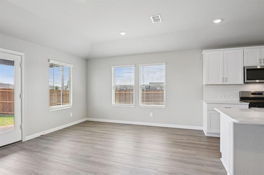 Spacious, unfurnished interior of a new home in River Ridge, Crandall (Image 27). Spacious, unfurnished interior of a new home in River Ridge, Crandall (Image 27).