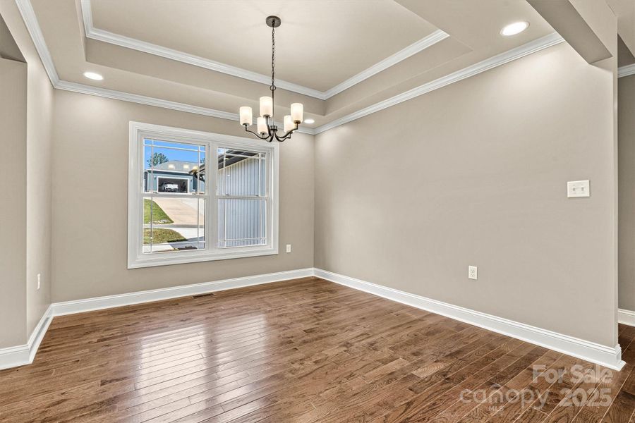 Dining Room/Window View Dining Room/Window View