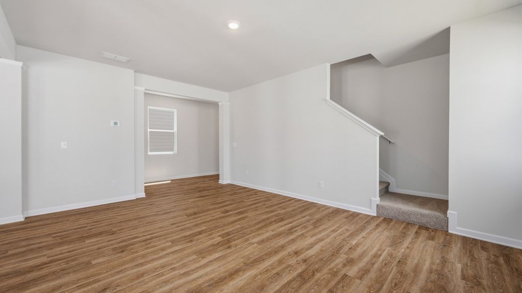 Spacious, unfurnished interior of a new home in Shoal Creek, Hampton (Image 14).