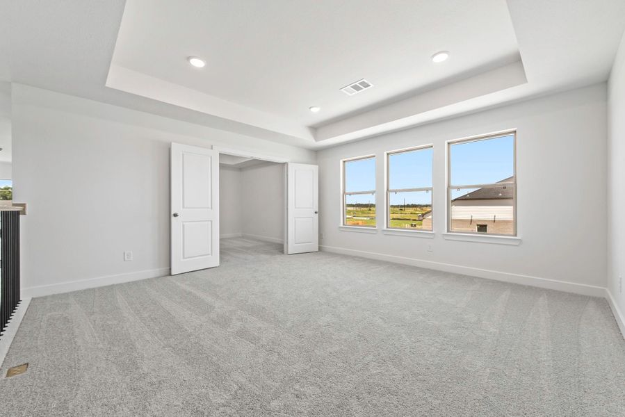 Spacious, unfurnished interior of a new home in Everly, Hockley (Image 13).