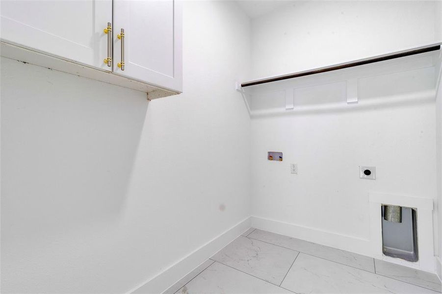 Spacious, unfurnished interior of a new home in , Trinidad (Image 15).