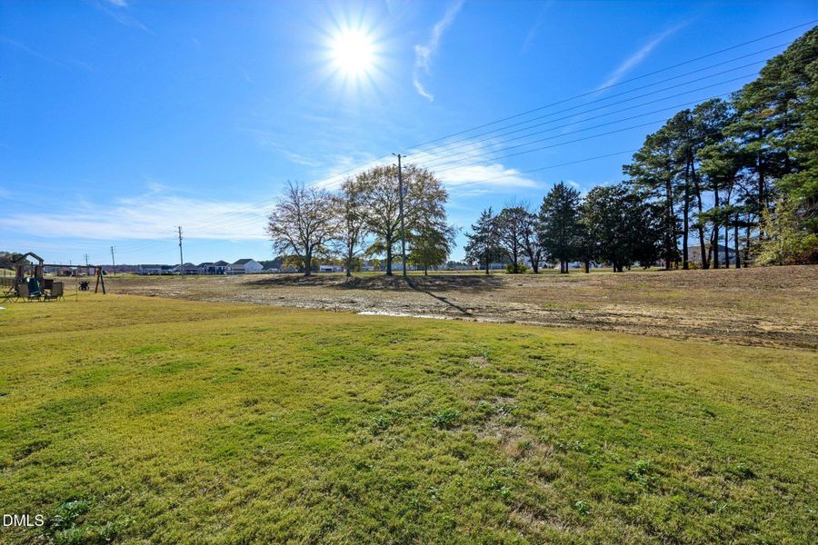 35-web-or-mls-Commons Cir-S2511-035