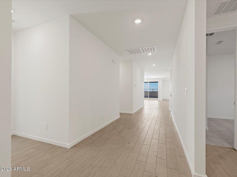 03-IMG_0004 03-IMG_0004