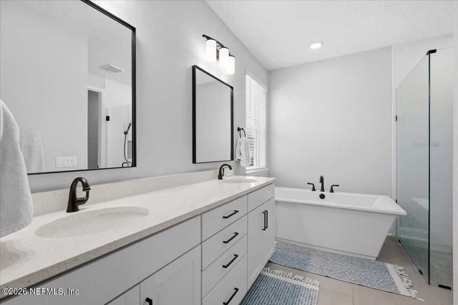 Furnished interior view inside a new home in SilverLeaf Village, St. Augustine (Image 11).