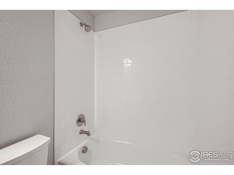 Picture reflects a similar floor plan, but not the exact house. Picture reflects a similar floor plan, but not the exact house.