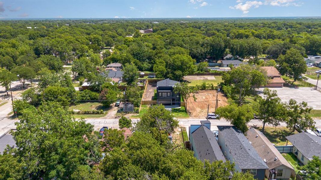 Image 33 of a home in . Image 33 of a home in .