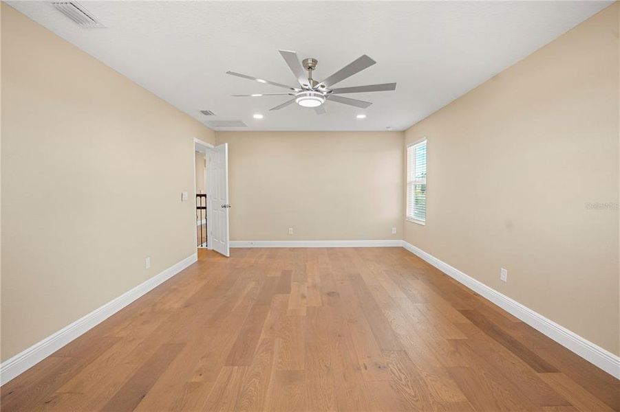 Spacious, unfurnished interior of a new home in , Groveland (Image 54).