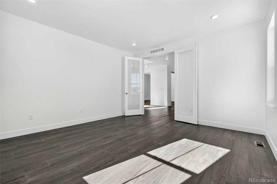 4024 Descent Street ~ Ready Now