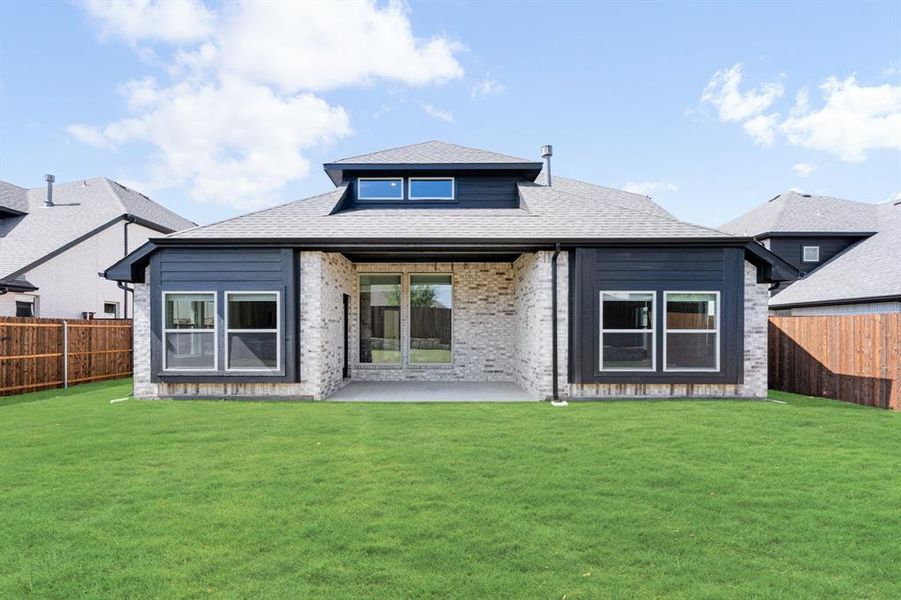 Exterior details and patio area of a home in Devonshire, Forney (Image 3).