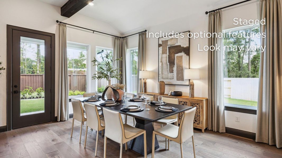 Furnished interior view inside a new home in The Grand Prairie 60', Hockley (Image 10).