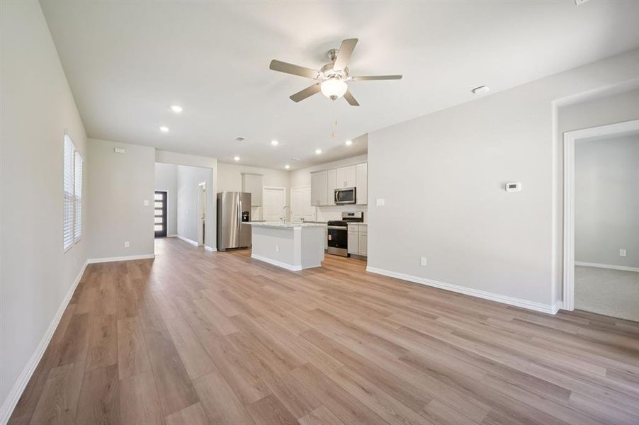 Photo is not of the actual home, but is an inspirational photo of builder’s model home and may depict options, furnishings, and/or decorator features that are not included.