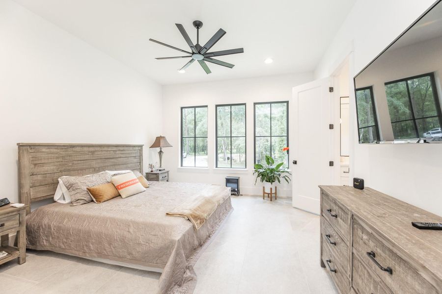 Furnished interior view inside a new home in , Magnolia (Image 34).
