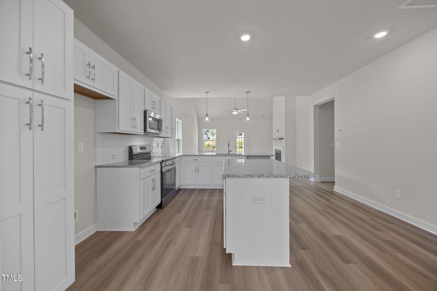 18-web-or-mls-IMG_8820 18-web-or-mls-IMG_8820