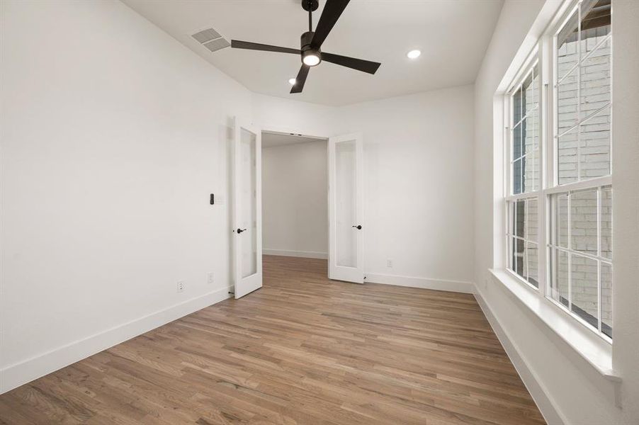 Spacious, unfurnished interior of a new home in Rocky Top Ranch, Reno (Image 35).
