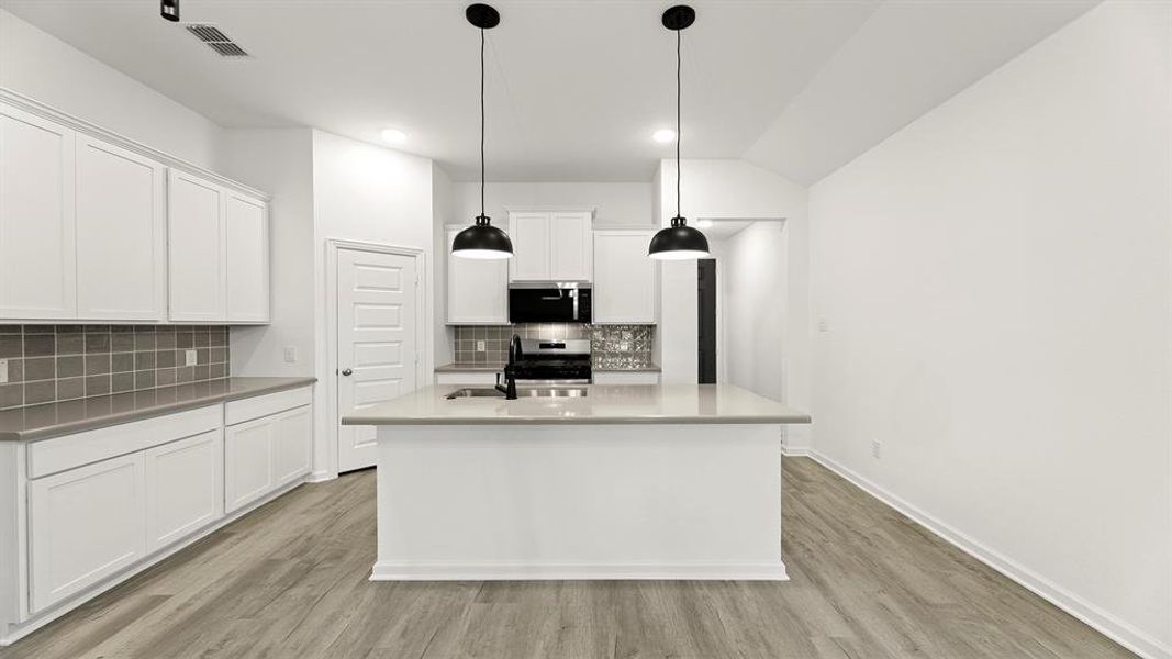 04. 1662 Gracehill - Kitchen