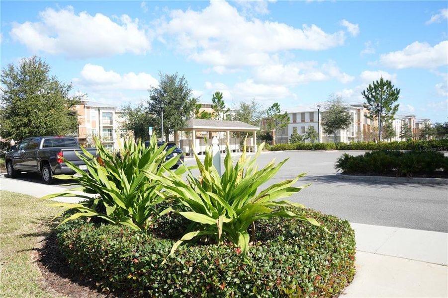 Community amenities in Cadence at Parc Hill, Orange City (Image 24).