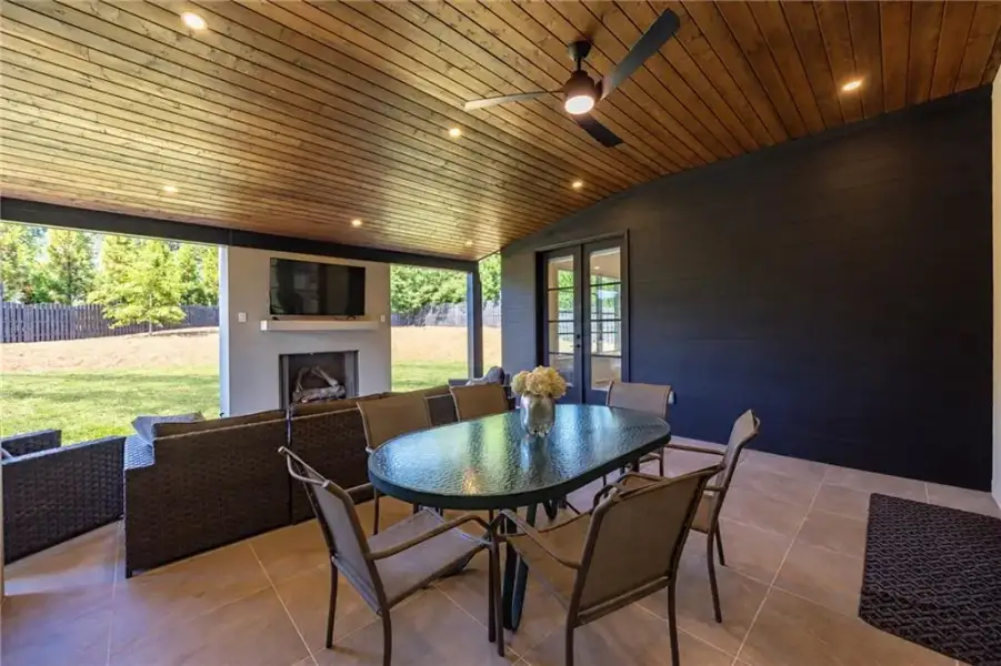 Exterior details and patio area of a home in , Sandy Springs (Image 3).