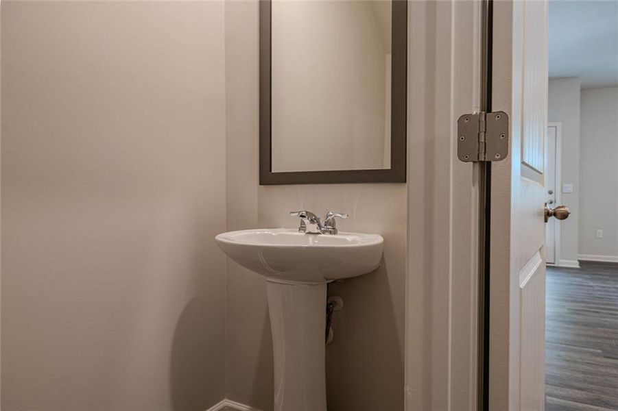 Close-up of interior finishes inside a home in Shorter Village, Rome (Image 8).