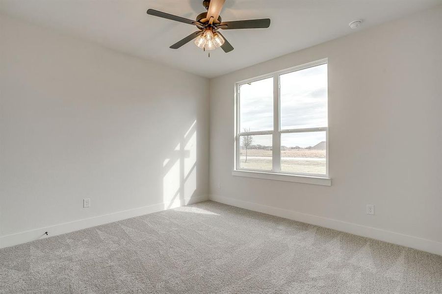 Spacious, unfurnished interior of a new home in , Waxahachie (Image 28).