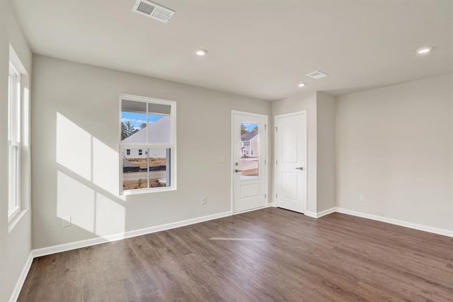 Spacious, unfurnished interior of a new home in Royal Oaks Cottages, Hardeeville (Image 16). Spacious, unfurnished interior of a new home in Royal Oaks Cottages, Hardeeville (Image 16).