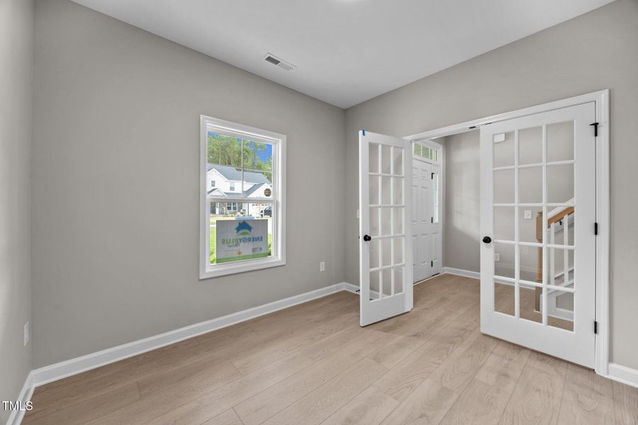 19-web-or-mls-IMG_0465 19-web-or-mls-IMG_0465