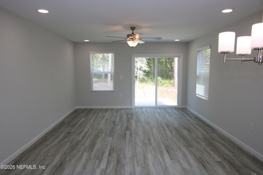 Spacious, unfurnished interior of a new home in , Jacksonville (Image 12).