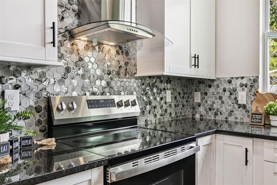 Furnished interior view inside a new home in , Tampa (Image 62).