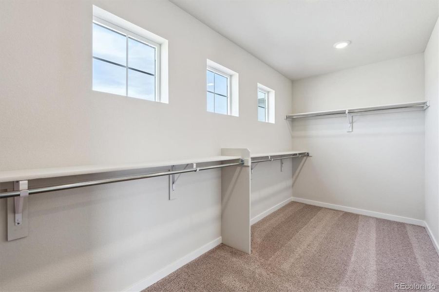 Spacious, unfurnished interior of a new home in Red Barn Meadows, Mead (Image 11).