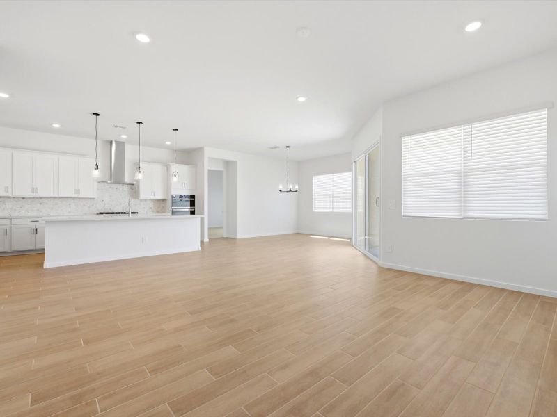 Spacious, unfurnished interior of a new home in Abel Ranch Signature Series, Goodyear (Image 13).
